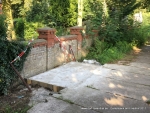 Der Betonsockel ist fertig.