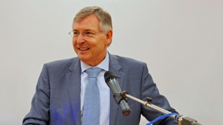 P1000200
