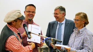 P1000251